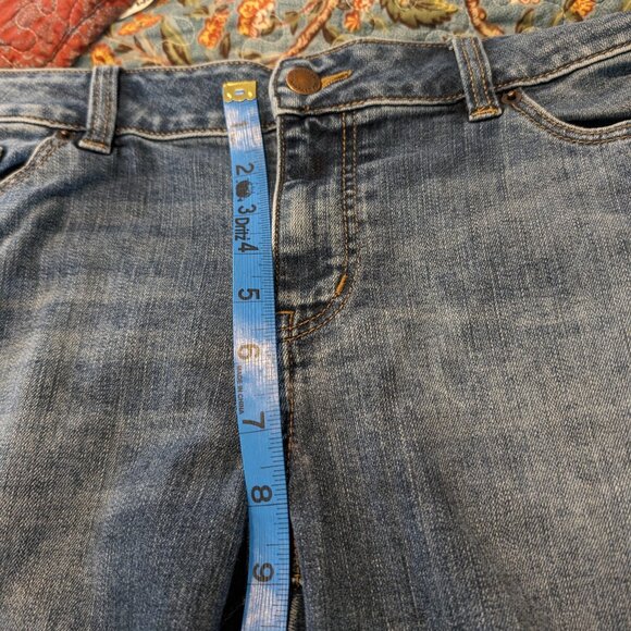 3/$23 Westport Signature Fit Boyfriend Jeans Ankle length with cuff - Size 8 - Picture 5 of 6